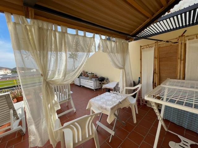 Cosy Apartment With Rooftop Terrace And Wifi Valle de San Lorenzo Esterno foto
